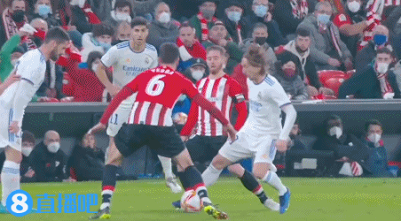 米体：博洛尼亚前锋卡斯特罗表现出色，有望获阿根廷队征召