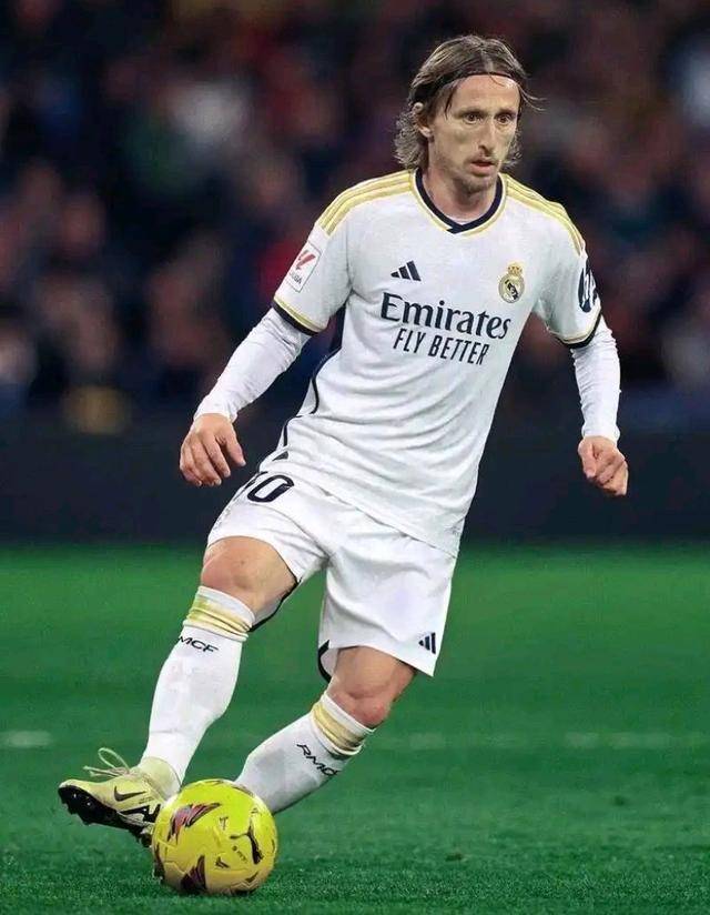 斯卢茨基：虽然排名不是很理想，但我们依然会尽全力打好比赛